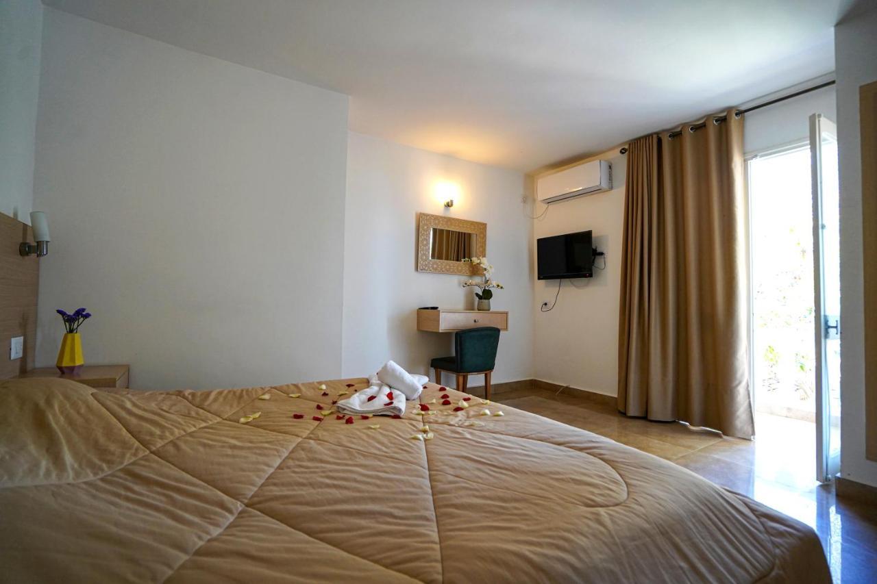 نزل قايا Hotel Gaia เนเบิล ภายนอก รูปภาพ